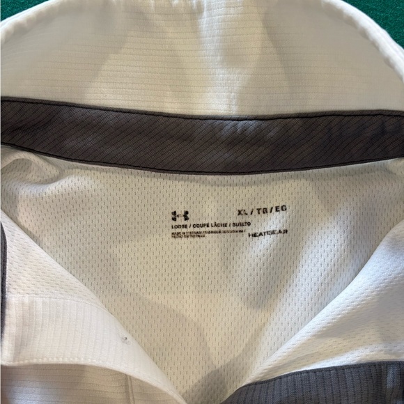 Men’s Under Armor white polo size XL in great condition - Picture 4 of 4
